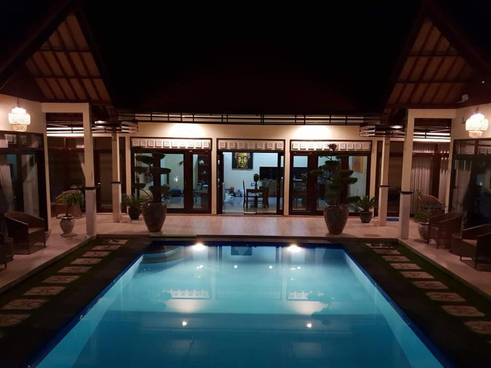 Готель Mias Jungle House Ловіна Екстер'єр фото